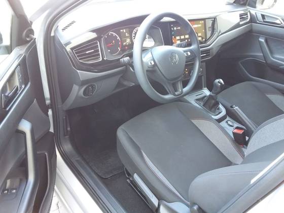 VOLKSWAGEN POLO 1.0 MPI TRACK MANUAL